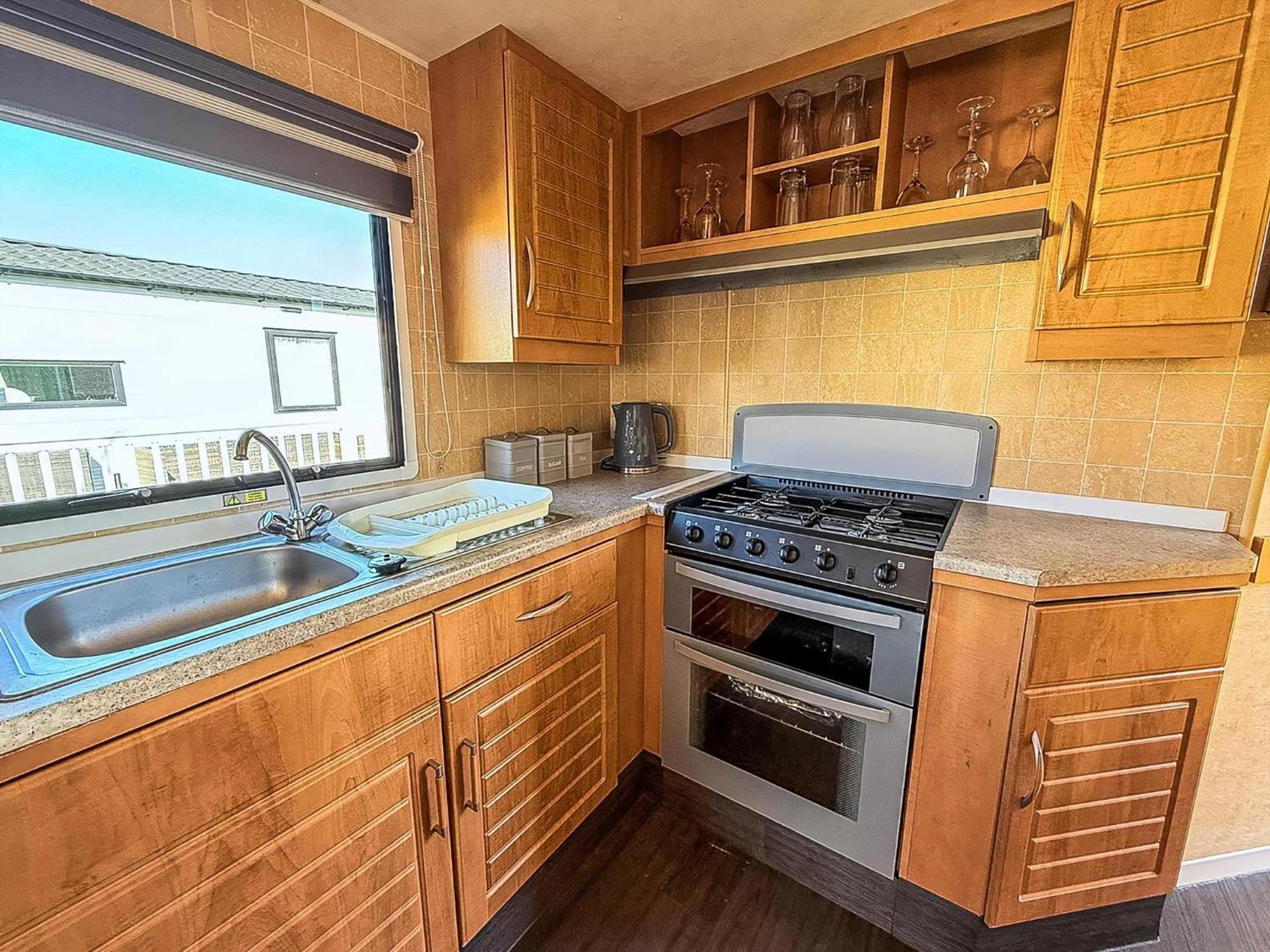 8 Berth Caravan With Free Wifi At Heacham Holiday Park In Norfolk Ref 21008E Buitenkant foto