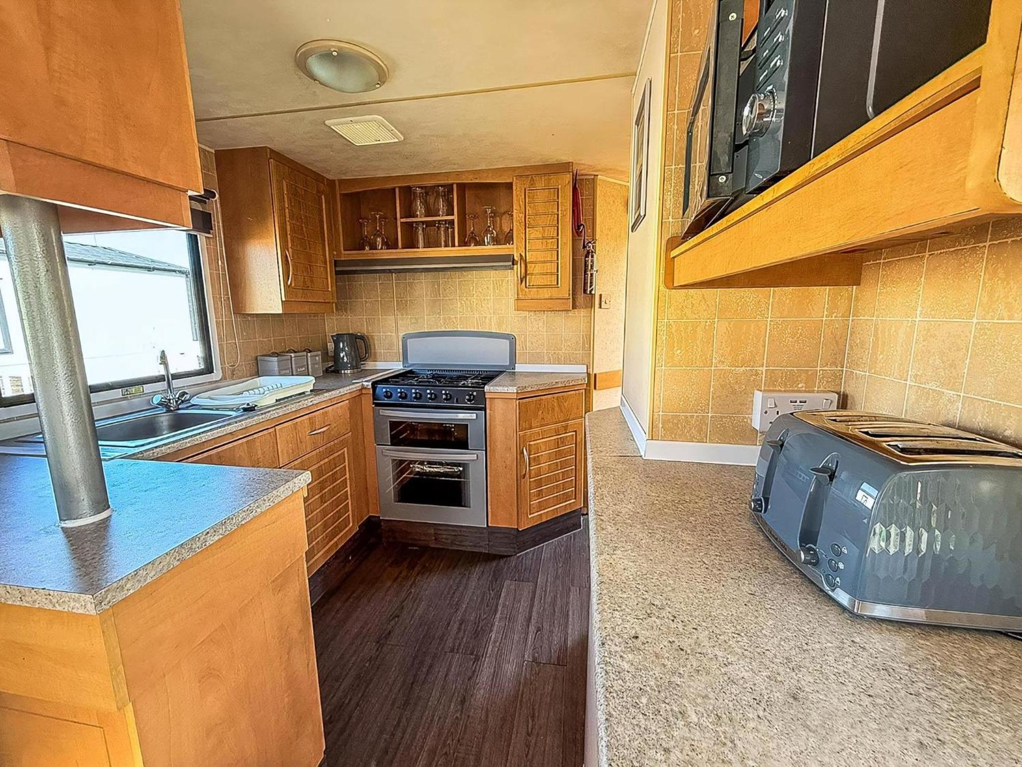 8 Berth Caravan With Free Wifi At Heacham Holiday Park In Norfolk Ref 21008E Buitenkant foto